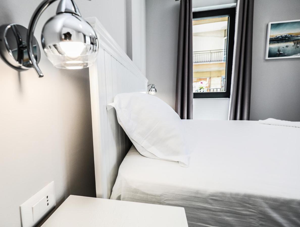 Hotel Peroni コルチャ エクステリア 写真